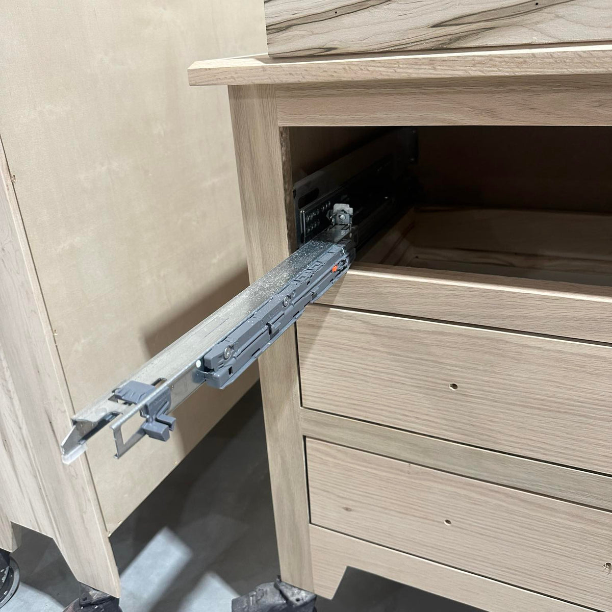 Undermount Drawer Slides