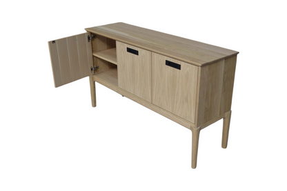 Vaasa sideboard 18" x 60" x 35" 3 door