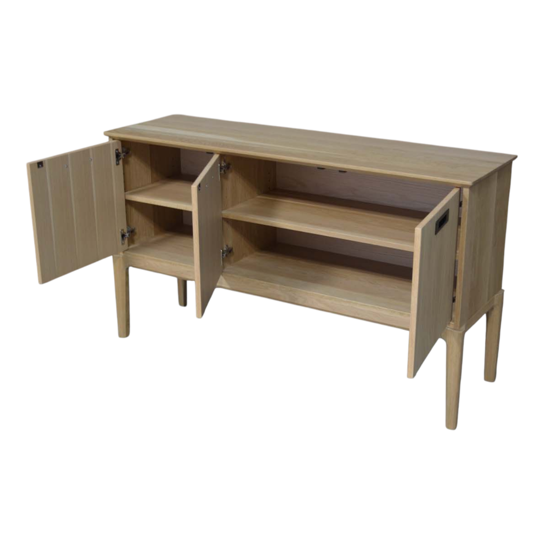 Vaasa sideboard 18" x 60" x 35" 3 door